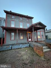 109 N BROAD ST, Middletown, DE 19709