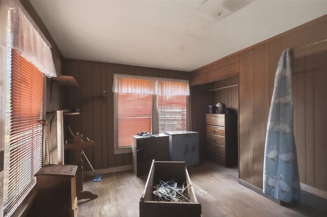 409 N Henry Street, Lindale, TX 75771