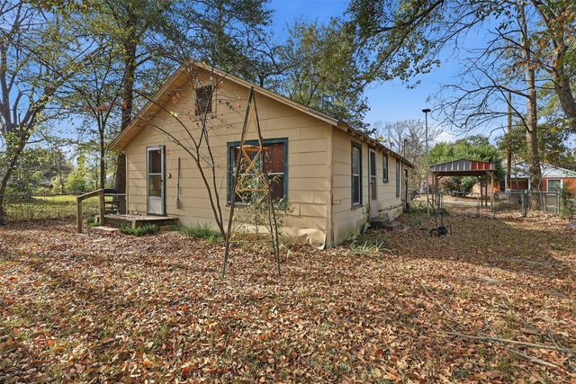 409 N Henry Street, Lindale, TX 75771