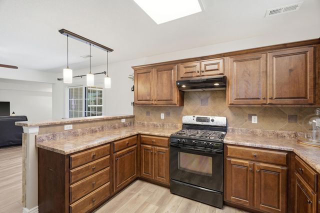 4807 MANHASSET DR, Columbia, MO 65203