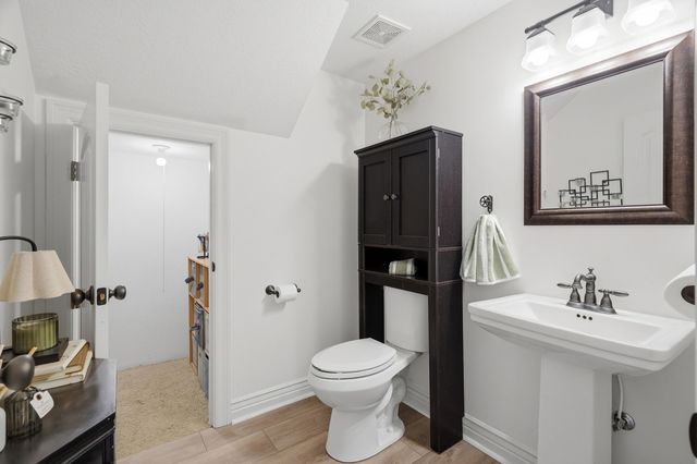4807 MANHASSET DR, Columbia, MO 65203