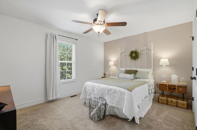 4807 MANHASSET DR, Columbia, MO 65203