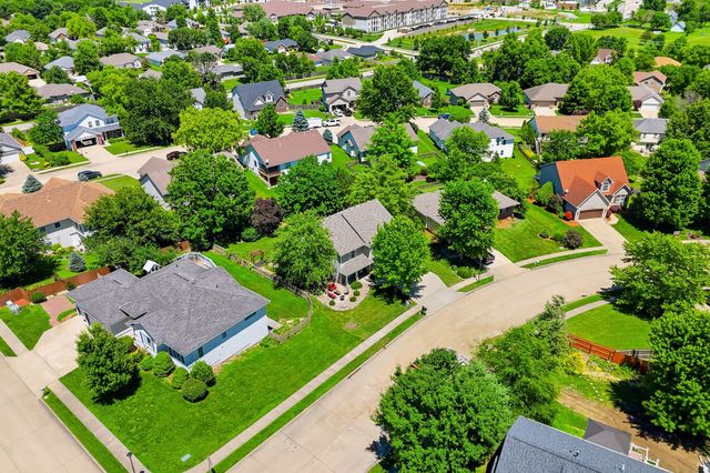 4807 MANHASSET DR, Columbia, MO 65203