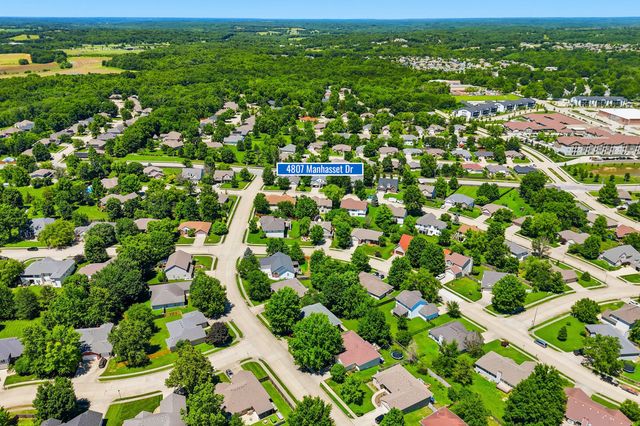 4807 MANHASSET DR, Columbia, MO 65203