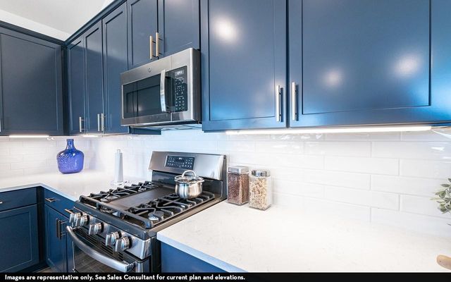 826 White Pine Haven Ln, Crosby, TX 77532