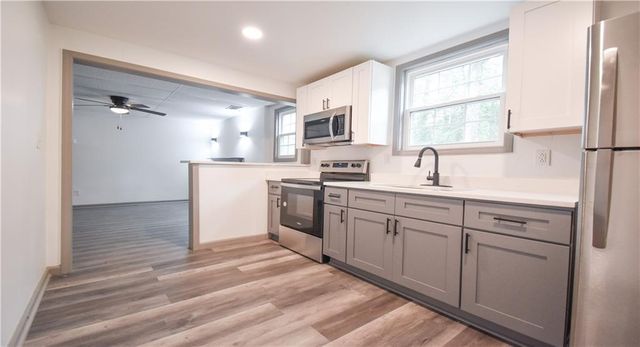2582 Candler SW Way, Marietta, GA 30064