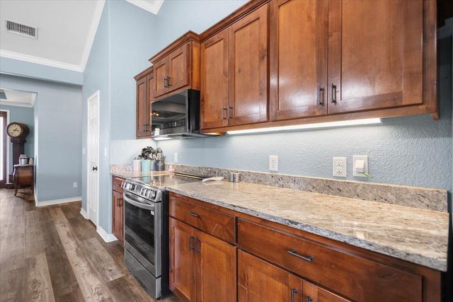 22727 County Road 2166, Troup, TX 75789