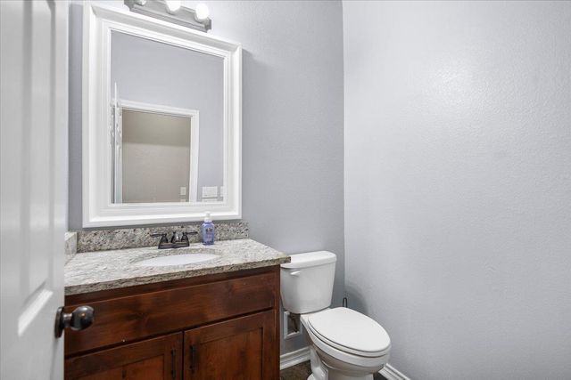 22727 County Road 2166, Troup, TX 75789