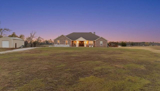 22727 County Road 2166, Troup, TX 75789