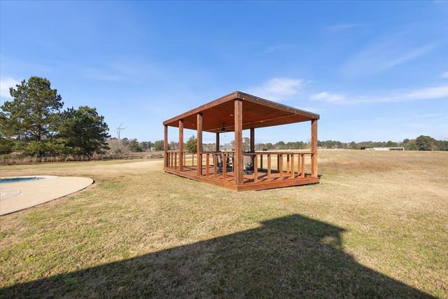 22727 County Road 2166, Troup, TX 75789