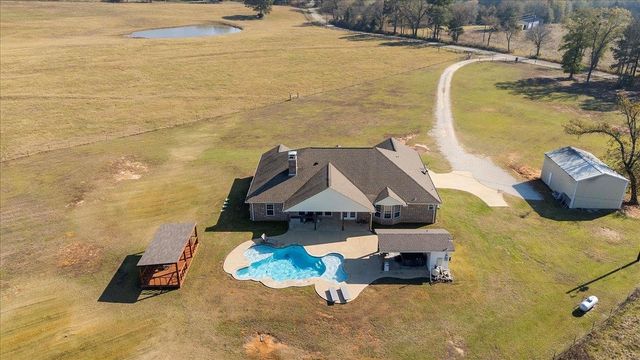 22727 County Road 2166, Troup, TX 75789