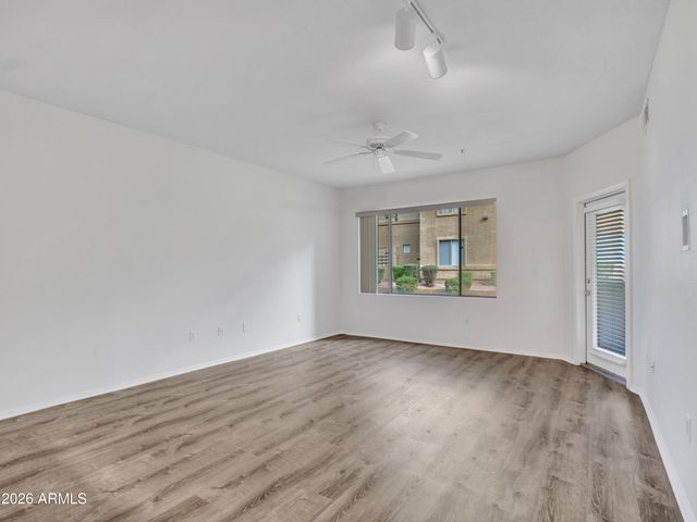 18416 N CAVE CREEK Road 1075, Phoenix, AZ 85032