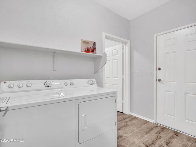 18416 N CAVE CREEK Road 1075, Phoenix, AZ 85032