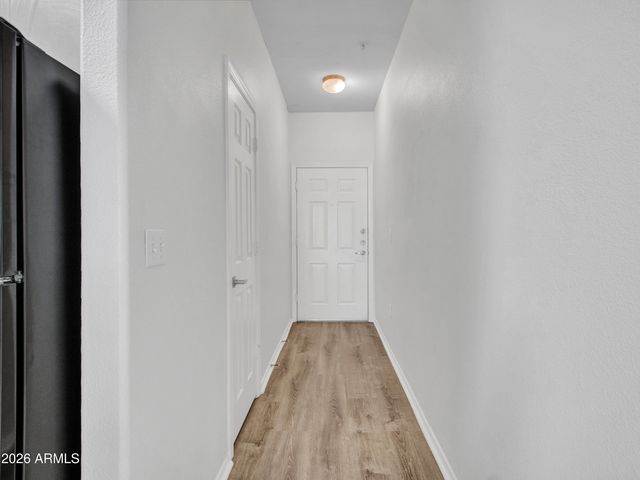 18416 N CAVE CREEK Road 1075, Phoenix, AZ 85032