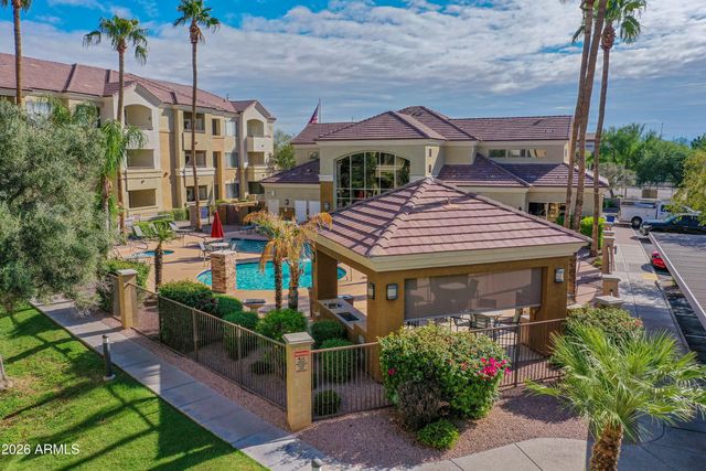 18416 N CAVE CREEK Road 1075, Phoenix, AZ 85032
