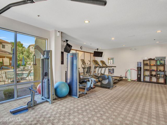 18416 N CAVE CREEK Road 1075, Phoenix, AZ 85032