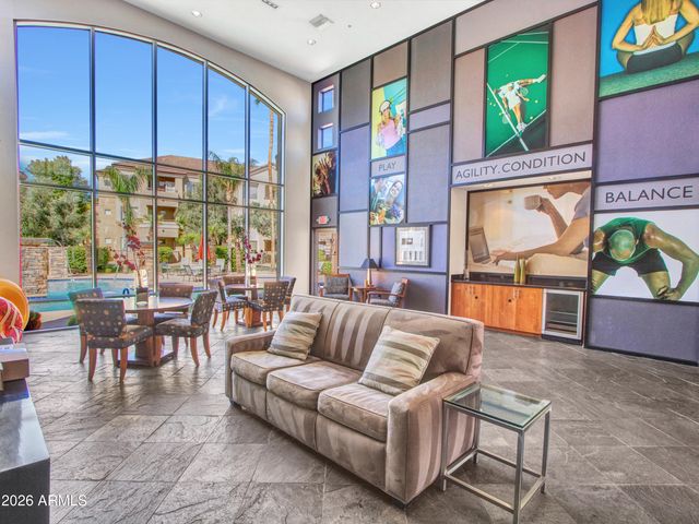 18416 N CAVE CREEK Road 1075, Phoenix, AZ 85032