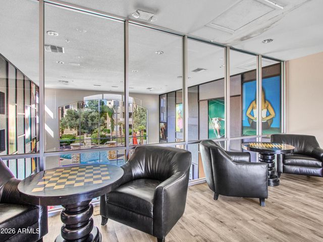 18416 N CAVE CREEK Road 1075, Phoenix, AZ 85032