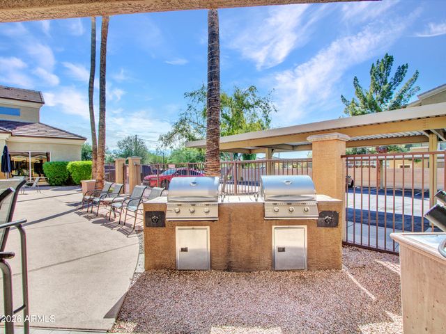 18416 N CAVE CREEK Road 1075, Phoenix, AZ 85032