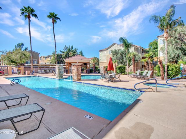 18416 N CAVE CREEK Road 1075, Phoenix, AZ 85032