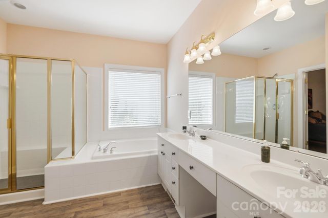 11438 McGinns Trace Court, Charlotte, NC 28277
