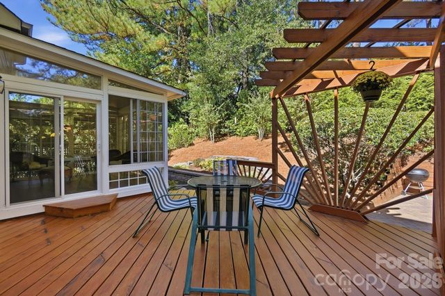 11438 McGinns Trace Court, Charlotte, NC 28277