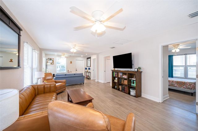 702 E GILCHRIST STREET, Plant City, FL 33563