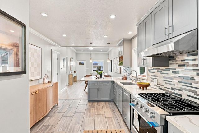 135 Farallones Street, San Francisco, CA 94112