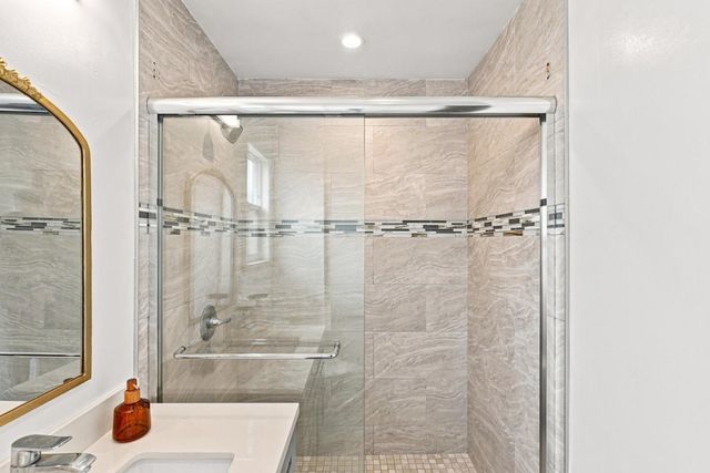 135 Farallones Street, San Francisco, CA 94112