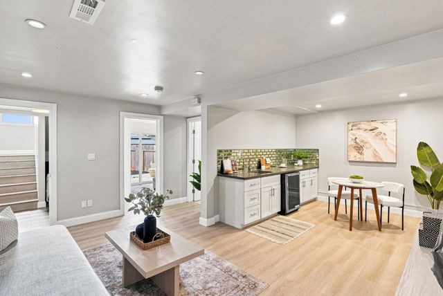 135 Farallones Street, San Francisco, CA 94112