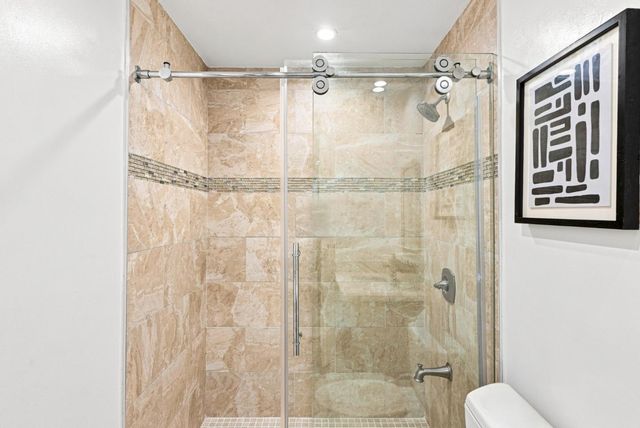 135 Farallones Street, San Francisco, CA 94112