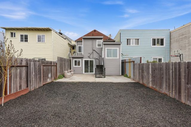 135 Farallones Street, San Francisco, CA 94112