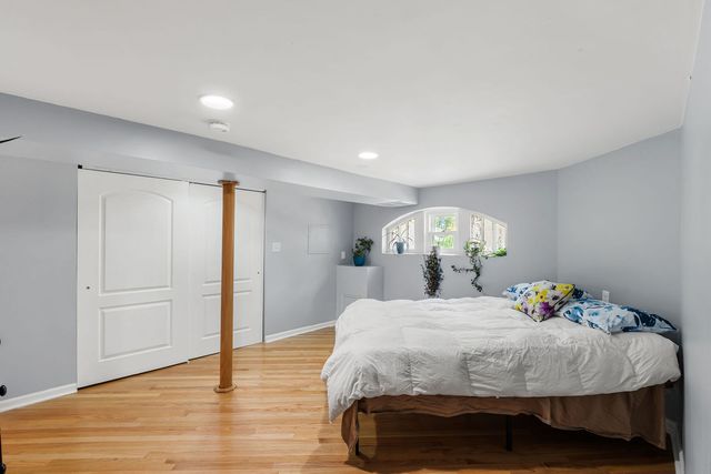 6141 N Maplewood Avenue, Chicago, IL 60659