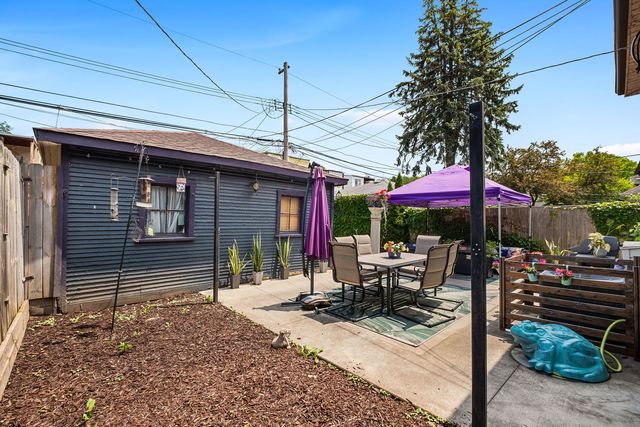 6141 N Maplewood Avenue, Chicago, IL 60659