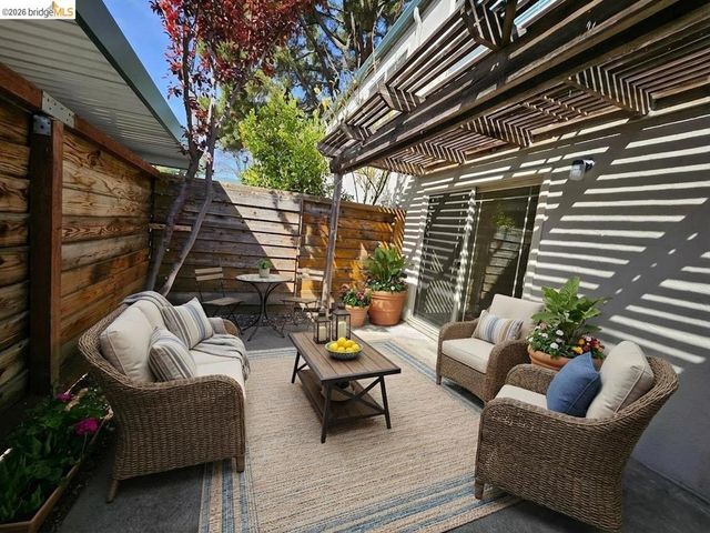 3715 Northwood Dr G, Concord, CA 94520