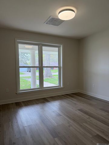 1440 Lansdowne Dr, Denham Springs, LA 70726