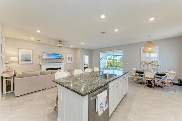 17719 CANTARINA COVE, Bradenton, FL 34211