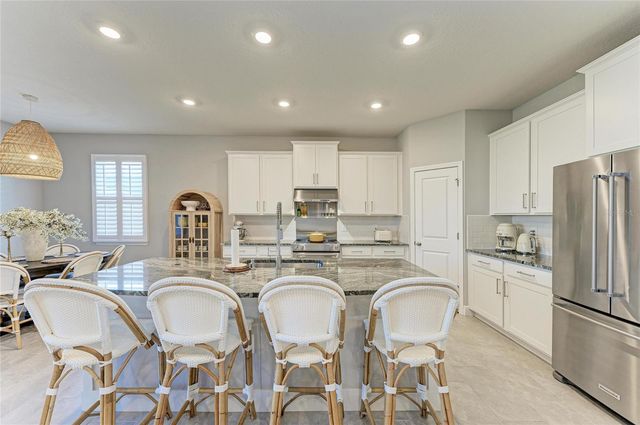 17719 CANTARINA COVE, Bradenton, FL 34211