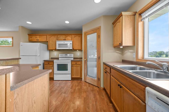 1528 Sequoia Lane, New Richmond, WI 54017
