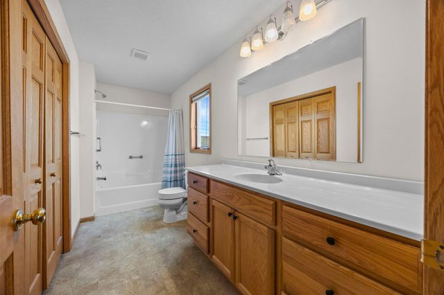 1528 Sequoia Lane, New Richmond, WI 54017
