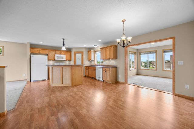 1528 Sequoia Lane, New Richmond, WI 54017