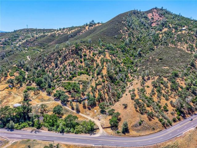 104 Mule Skinner, Clearlake Oaks, CA 95423