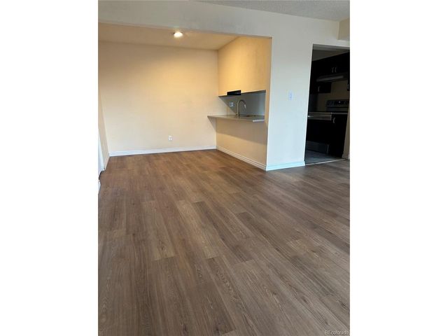 579 Wright St 579-207, Lakewood, CO 80228