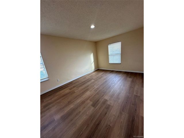 579 Wright St 579-207, Lakewood, CO 80228