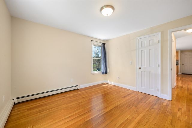 2 W Crossfield Rd, Sandwich, MA 02644