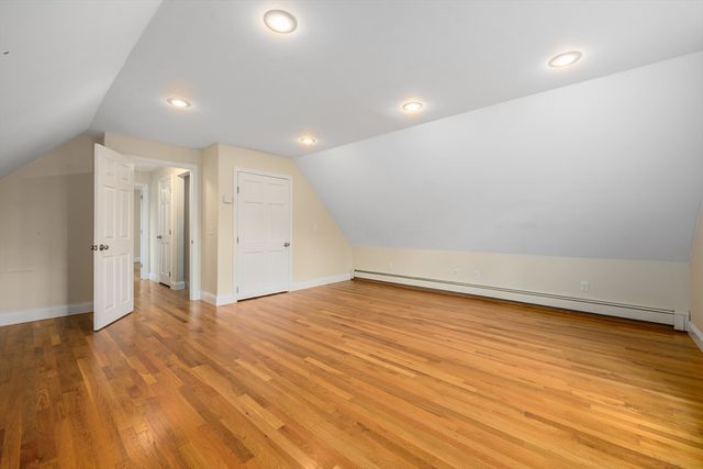 2 W Crossfield Rd, Sandwich, MA 02644