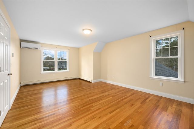 2 W Crossfield Rd, Sandwich, MA 02644