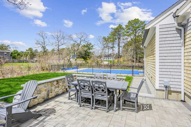 2 W Crossfield Rd, Sandwich, MA 02644