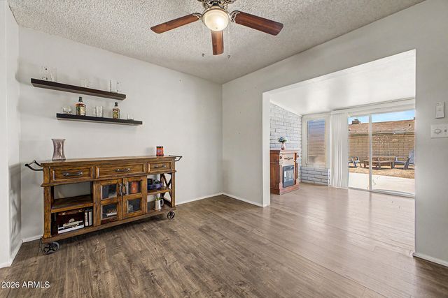 755 N 63RD Place, Mesa, AZ 85205
