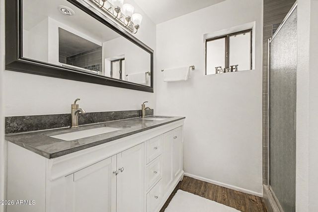 755 N 63RD Place, Mesa, AZ 85205